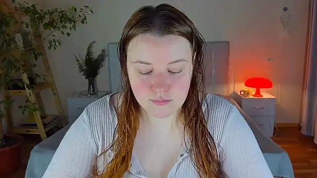 PolinaSalvatore online show from 11-11-25, 02:39