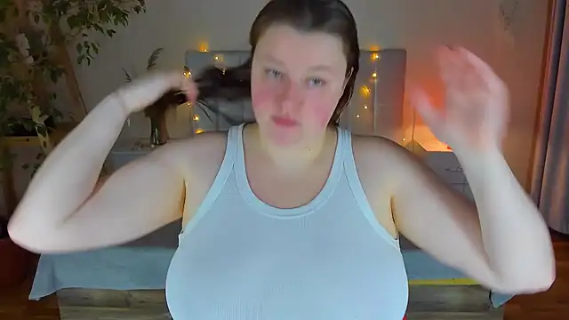 PolinaSalvatore online show from 11-16-25, 03:50