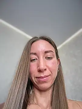 Snapshot of EvaCatt chatting on 07-09-26, 03:32 EvaCatt online show from 07-09-26, 03:32