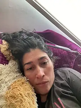 andreaisis2 online show from 01-05-25, 07:39