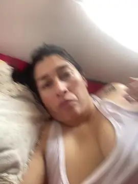 andreaisis2 online show from 01-26-25, 05:13