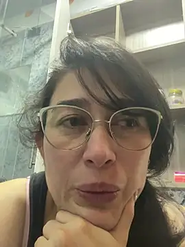 andreaisis2 online show from 02-18-25, 10:47