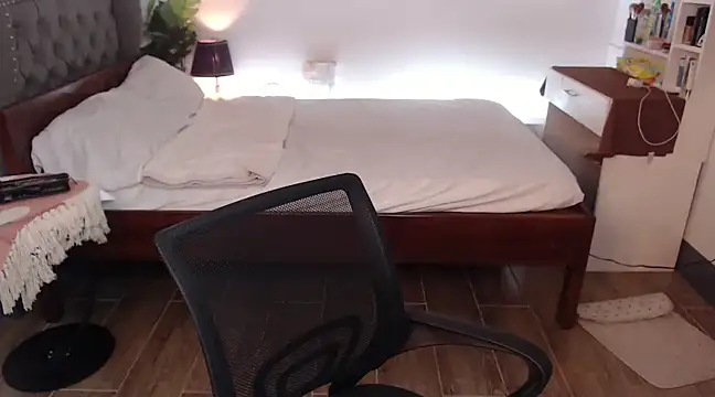 liaa lurrecams online show from 03-21-25, 02:29