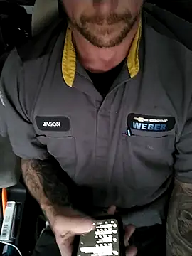 Snapshot of J-Dubb chatting on 10-30-25, 11:16 J-Dubb online show from 10-30-25, 11:16