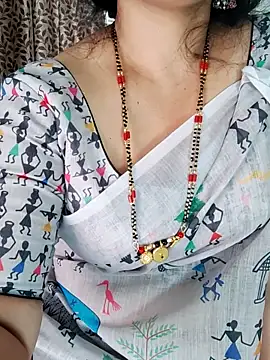 Indian desi wife online show from 03-05-25, 03:40