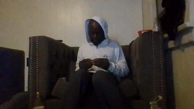 Daddy hook online show from 12-17-25, 04:29