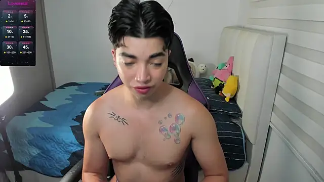 santy7v7 online show from 10-03-25, 01:08