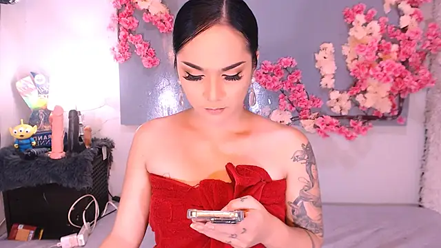 Oriental Tiara online show from 10-09-25, 02:59