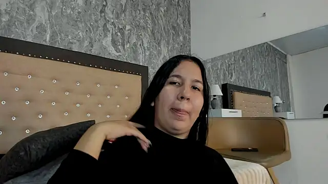 Lia sarahi online show from 09-22-25, 11:23