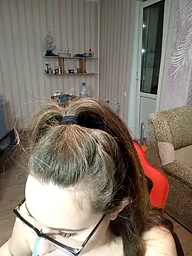 DienkaGreen online show from 02-25-25, 02:11