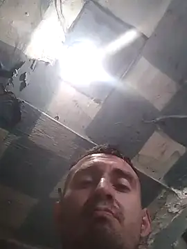 Wero4200 online show from 04-12-26, 06:57