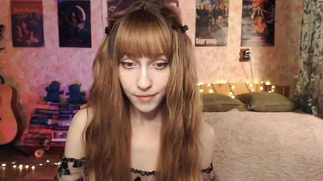 Friendly Ellie online show from 12-25-24, 04:33