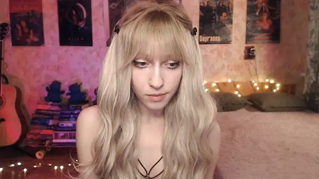 Friendly Ellie online show from 01-23-25, 12:09