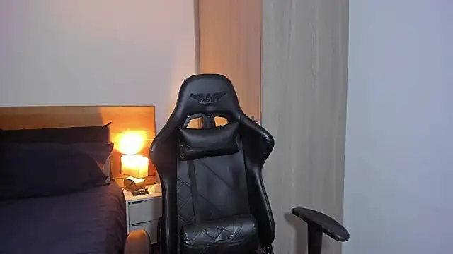 Justyn Torres online show from 12-04-24, 07:01