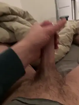 Snapshot of agitnizci13 chatting on 02-14-25, 12:30 agitnizci13 online show from 02-14-25, 12:30