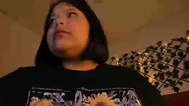 sexychubby    online show from 02-23-25, 10:49