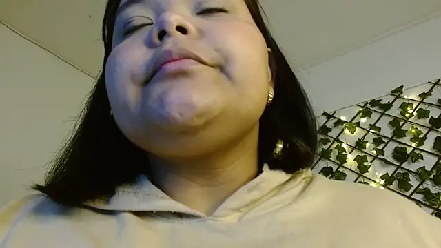 sexychubby    online show from 03-09-25, 10:08