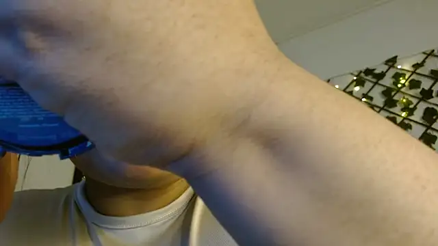 sexychubby    online show from 03-11-25, 02:43