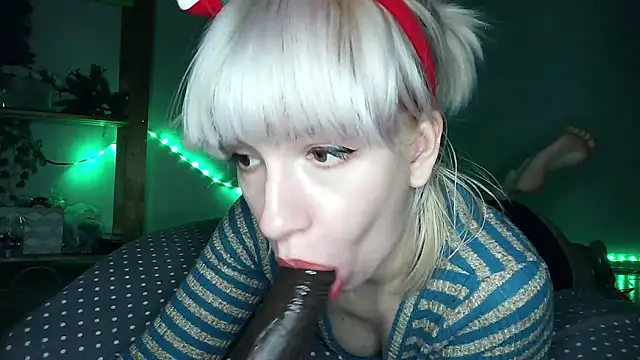 cruellagoth666 online show from 12-22-24, 04:27