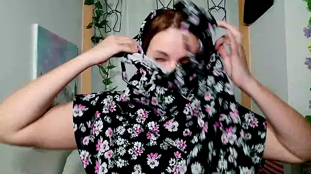 victorialotus online show from 02-27-25, 04:41