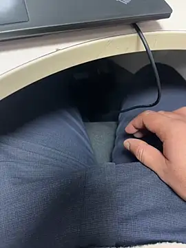 Bareilly Boy1 online show from 12-17-25, 05:57