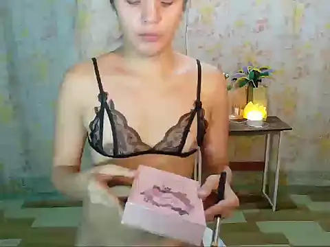 Snapshot of OdessaBODY chatting on 07-10-26, 01:25 OdessaBODY online show from 07-10-26, 01:25