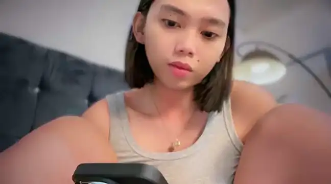 GenesisCastillano online show from 02-10-25, 01:55