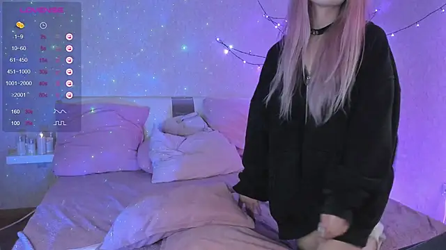 Snapshot of Misty_Shadow chatting on 12-07-24, 12:41 Misty Shadow online show from 12-07-24, 12:41