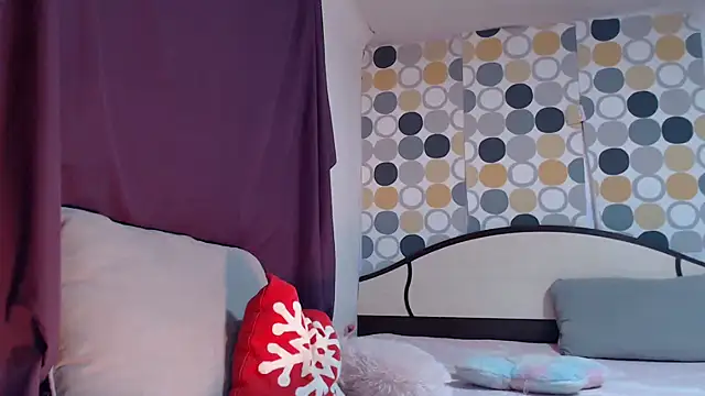 Snapshot of sexyevalove chatting on 10-14-25, 03:07 sexyevalove online show from 10-14-25, 03:07