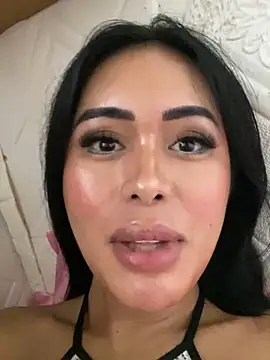 Snapshot of HeavenlyStar chatting on 12-15-24, 08:47 HeavenlyStar online show from 12-15-24, 08:47