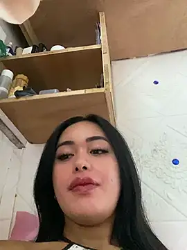 Snapshot of HeavenlyStar chatting on 12-16-24, 05:33 HeavenlyStar online show from 12-16-24, 05:33