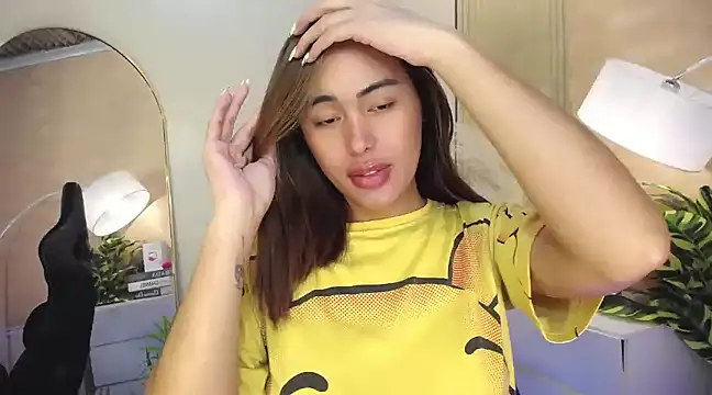 Snapshot of HeavenlyStar chatting on 03-04-25, 03:26 HeavenlyStar online show from 03-04-25, 03:26