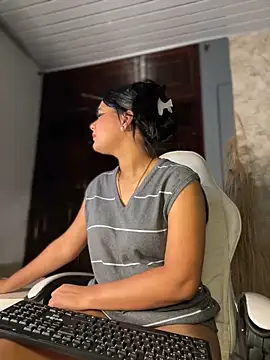  charlotte11 online show from 01-09-25, 02:18