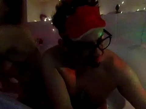 Snapshot of Katehotend chatting on 12-21-25, 01:13 Katehotend online show from 12-21-25, 01:13