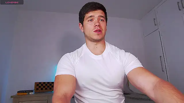 Arilas  online show from 03-20-26, 07:46