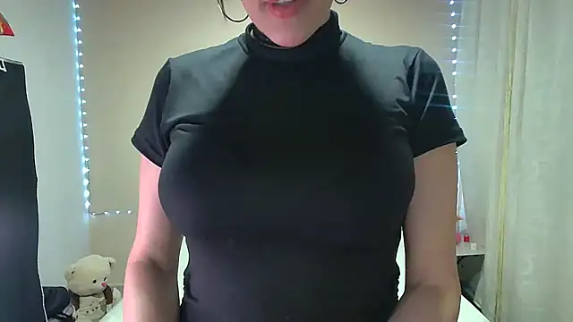 candycarson1 online show from 12-03-24, 02:25