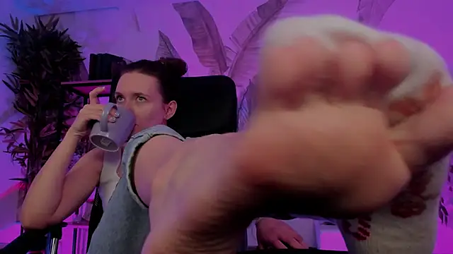 Snapshot of JennyDens chatting on 01-03-25, 02:54 JennyDens online show from 01-03-25, 02:54