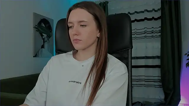 Snapshot of JennyDens chatting on 01-22-25, 05:48 JennyDens online show from 01-22-25, 05:48