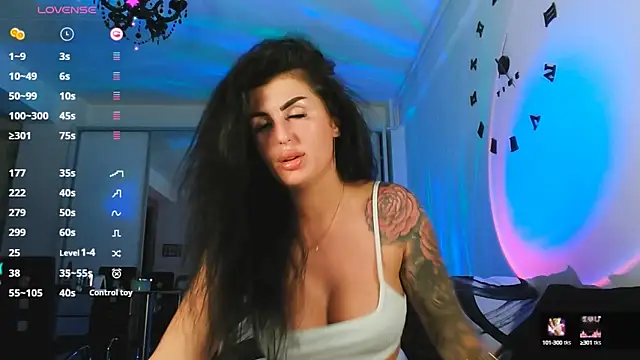 Snapshot of MichelleSwanX chatting on 09-26-25, 06:12 MichelleSwanX online show from 09-26-25, 06:12