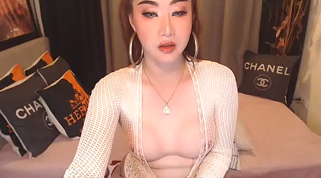 Snapshot of JustForCassie chatting on 03-09-25, 09:57 JustForCassie online show from 03-09-25, 09:57