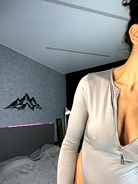  CurlySue  online show from 09-29-25, 05:23