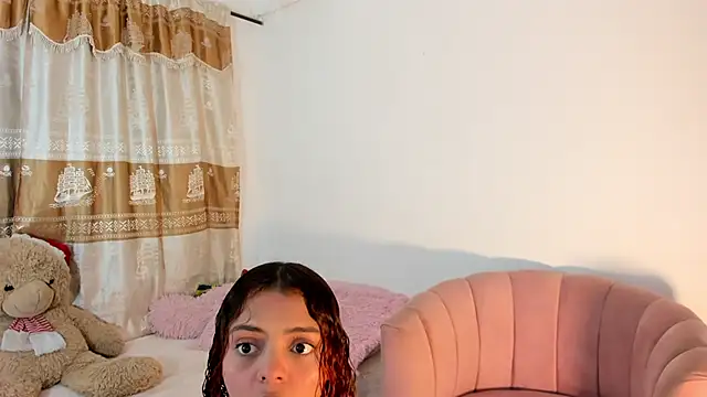 Snapshot of ValienteGirl_ chatting on 01-04-25, 04:55 ValienteGirl  online show from 01-04-25, 04:55