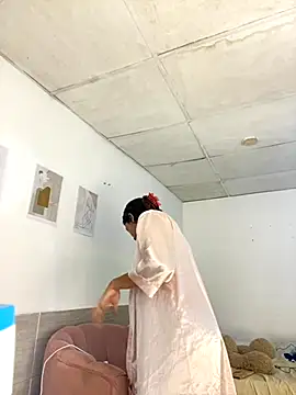 ValienteGirl  online show from 11-01-25, 03:08