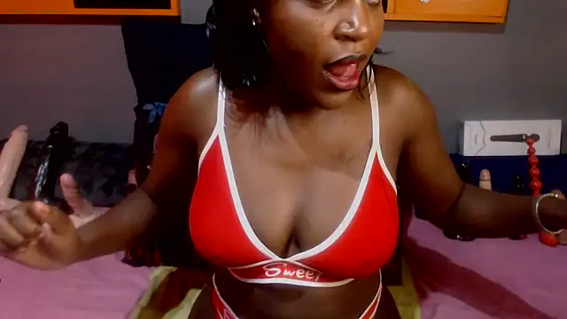 DarkNSpicy4U online show from 02-14-25, 05:51