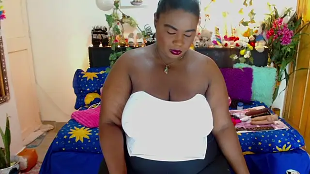 anai valentinex online show from 12-17-24, 08:32