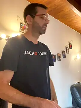 steph19x5 online show from 10-17-25, 07:11