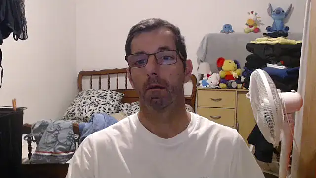 steph19x5 online show from 10-20-25, 06:36