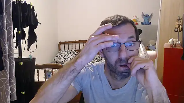 steph19x5 online show from 10-27-25, 07:12