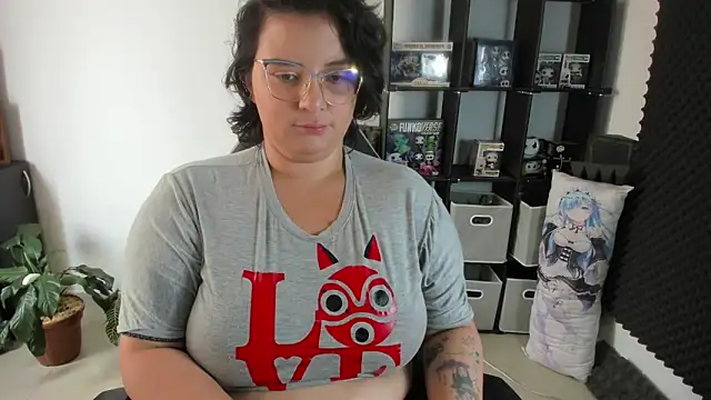 aika-dreams online show from 12-29-24, 03:46