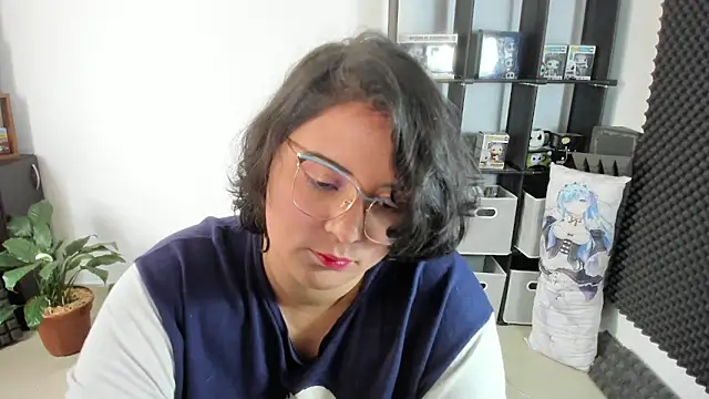 aika-dreams online show from 01-05-25, 03:45